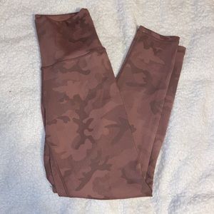 P’tula 23” stealth legging